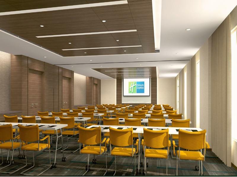 Holiday Inn Express Chengdu Huanhuaxi By Ihg-Near Jinsha Site Musem,Near Wuhou Temple Museum,Welcome Drinks,Free Gym,Free Self-Service Laundry Ченду Екстер'єр фото